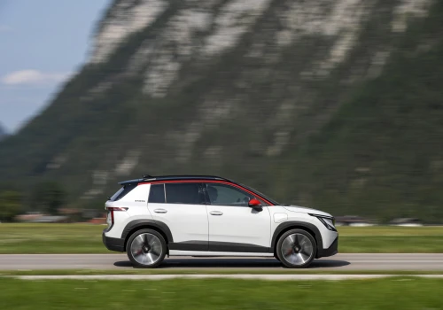 Škoda Epiq First Edition od 161 450 zł. Elektryczny SUV z 211 KM i zasięgiem 430 km