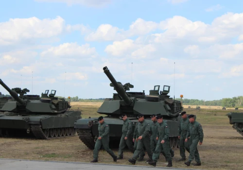 Wojsko zamawia tysiące kombinezonów dla czołgistów