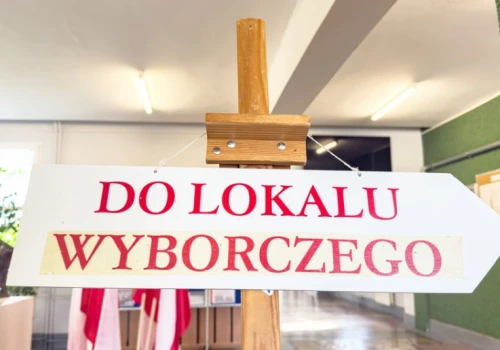 Kraków wybiera prezydenta. Otwarto lokale wyborcze