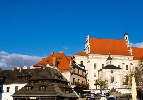 To ulubione miasteczko polskich artystów. Lubię tu przyjeżdżać jesienią