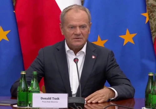 Pilna odprawa u Tuska ws. ataków w szkołach. Ogłosili działania na poniedziałek