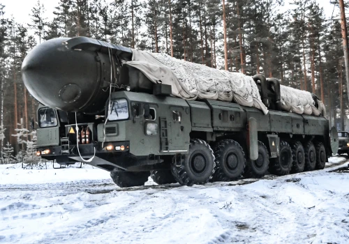 Militaryzacja i współpraca z Chinami. Jak Rosja patrzy na „Terytoria Północne”