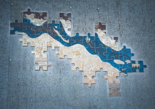 34 ceramiczne puzzle nad Wisłą. Tak powstała nowa mozaika przy Centrum Nauki Kopernik