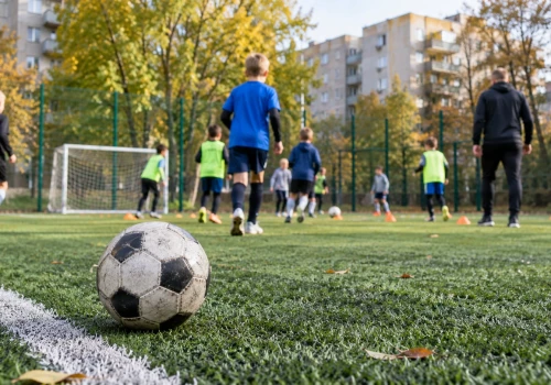 „Piłkarskie marzenia” rozłożone na dwa lata. 5,7 mln zł zaplanowano na 2027 rok