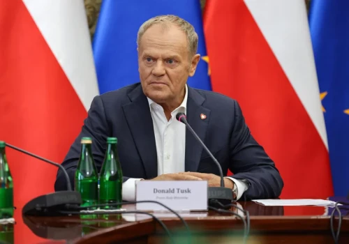 Pilna narada służb po informacji o zamachu. Premier i szef MON na celowniku