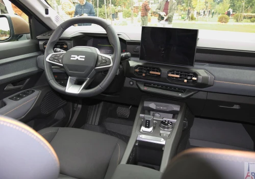 Najtańsza nowa Dacia z salonu. Ceny od 60.400 zł, Duster i Jogger po 70.900 zł