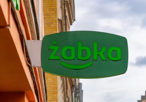 KE daje zielone światło na przejęcie Żabki. 29 października może być kluczowy