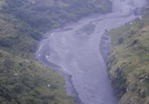 Nepal: ewakuacje po powodzi błyskawicznej w środkowej części kraju
