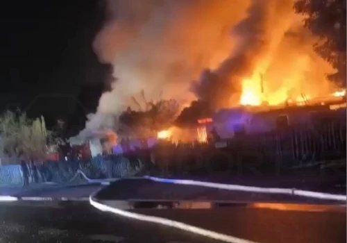 Pożar tartaku na Mazowszu. Z ogniem walczyło 17 zastępów straży pożarnej