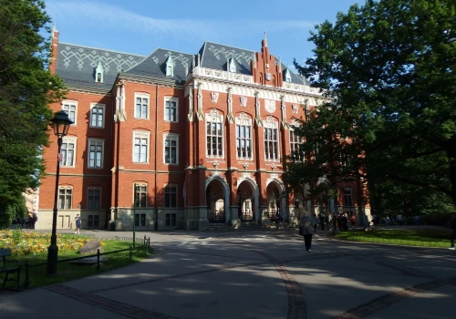 136 naukowców z UJ wśród najbardziej wpływowych na świecie. Krakowska uczelnia zwiększa swoją reprezentację