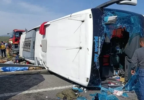 Tragiczny wypadek w Turcji. Autokar zderzył się z ciężarówką, są ofiary