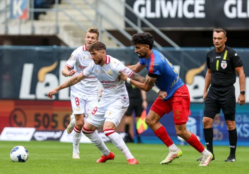 Piast Gliwice rzutem na taśmę wyrwał zwycięstwo z Widzewem Łódź!