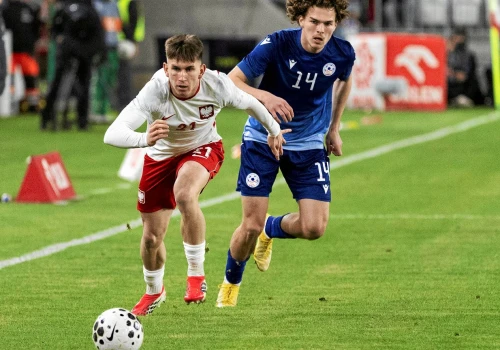 Debiut w kadrze, a potem transfer do giganta? Borussia nie rezygnuje z Polaka!