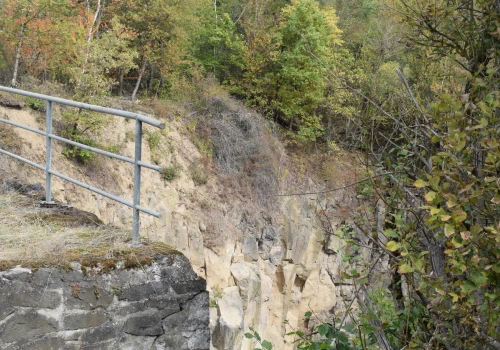 Tragedia podczas skoku na bungee w Niemczech. 21-latka uderzyła w skały