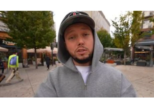 Książulo wyprzedał cały nakład pizzy, ale traci widzów. Zabrał głos: 