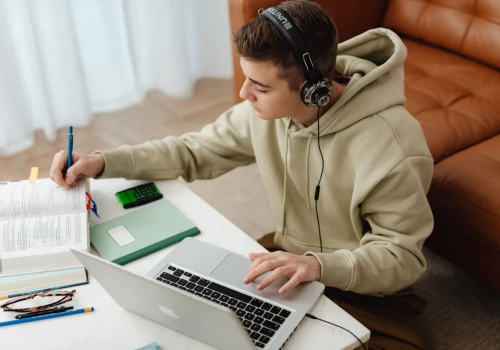 Internet w wynajmowanym mieszkaniu: jak nie zostać z umową dłuższą niż najem?