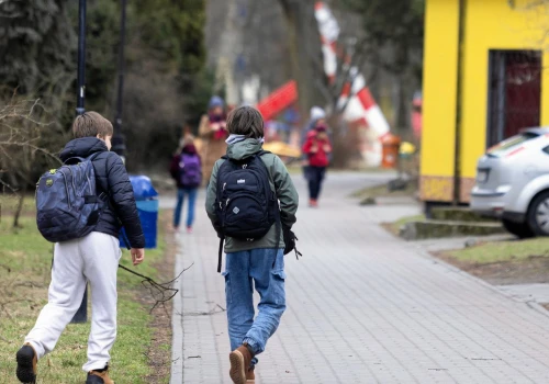 Czy polskie szkoły przejdą na zdalne nauczanie? Samorządy przygotowują się do zmian