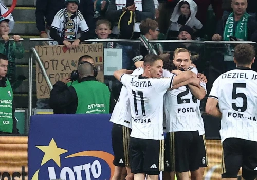 10 kolejek za nami. Tak wygląda tabela Ekstraklasy po meczu Legia - Wisła
