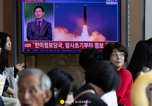 Korea Północna wystrzeliła rakiety. Przeleciały ponad 900 km