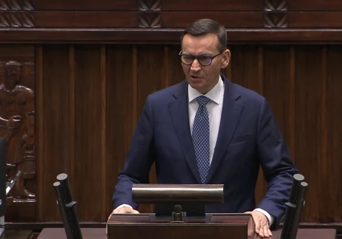 Mateusz Morawiecki chce zreformować Trybunał Konstytucyjny. Czy projekt Rozwoju Plus ma sens?
