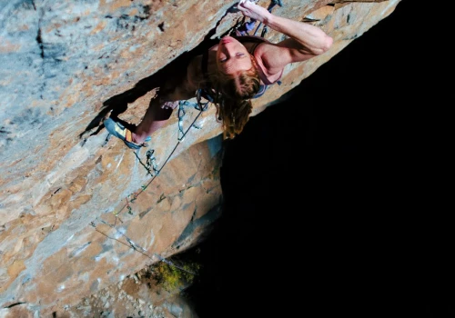 Amerykanka Delaney Miller prowadzi „Shadowboxing” 5.14d/9a