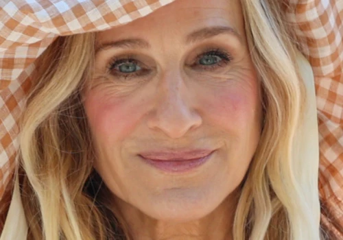 Sarah Jessica Parker ma w szafie kultowe stroje Carrie Bradshaw, ale... nie chce ich nosić