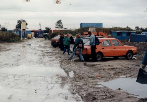 Ten podwrocławski sklep ma już 30 lat. Zobacz, jak wyglądał w 1997 roku