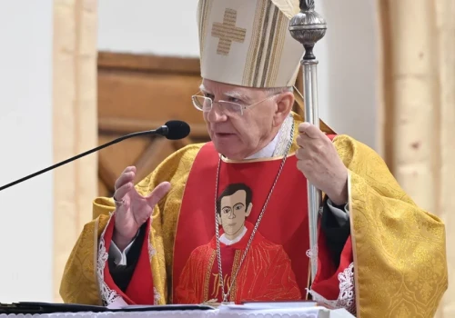 Watykan uchylił decyzję abp. Jędraszewskiego. Odwołany proboszcz wraca