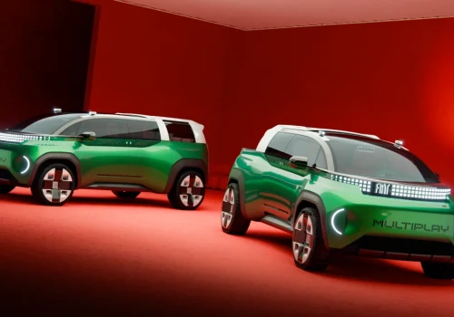 Fiat Multiplay debiutuje. Auto 3 w 1 zmienia się z rodzinnego vana w pick-upa