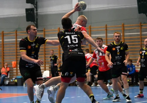 MKS zrzucił rywala z fotela lidera (zdjęcia)