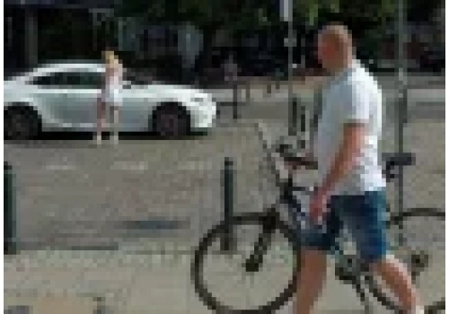 Bogatsi Polacy coraz bardziej odjeżdżają reszcie