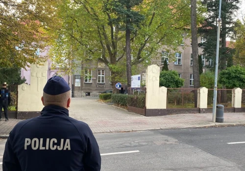Miał przygotowywać się do zabójstwa dwóch osób. Sprawą 16-latka zajął się sąd rodzinny