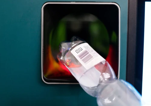 CBOS: 49% Polaków uważa, że system kaucyjny jest niewygodny. 47% jest odwrotnego zdania