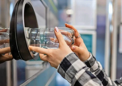 Połowa Polaków uważa, że system kaucyjny jest niewygodny