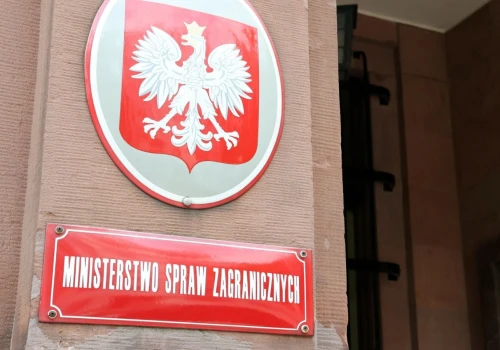 MSZ apeluje do Polaków. W tym kraju wprowadzili czwarty poziom ostrzeżenia. 