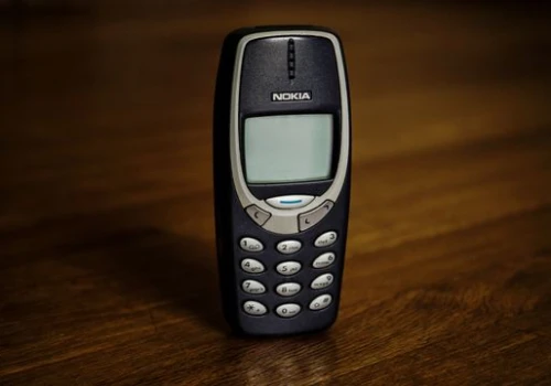 Od Nokii 3310, Snake'a i Gadu Gadu do smartfona. Jak zmieniła się telefonia komórkowa?