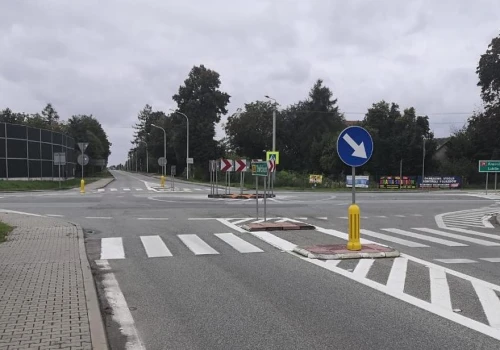 Rondo ma poprawić bezpieczeństwo na obwodnicy Ożarowa