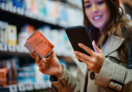 Anatomia innowacji w FMCG: Jak tworzyć nowe produkty, które przyniosą realny zysk?