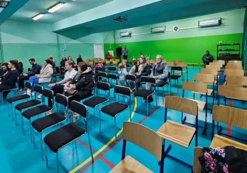 17 osób na wyborach do rady dzielnicy Szopena-Wielka Skotnica. Niska frekwencja uniemożliwiła przeprowadzenie wyborów
