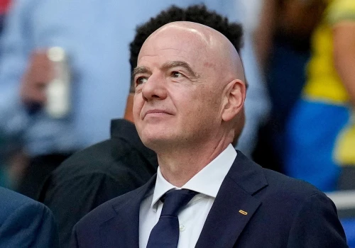 Infantino dostał kasę na lewo? Kolejne oskarżenia