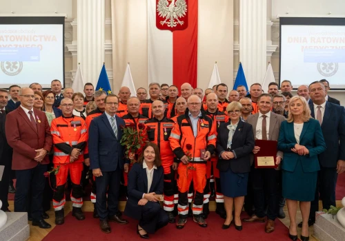 Ratownicy medyczni świętowali w Rzeszowie. Uhonorowano osoby ratujące życie i zdrowie
