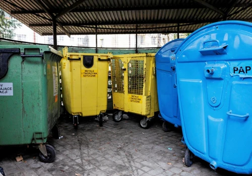 Kto otwiera śmietnik? Miasto chce to sprawdzić. Planuje test inteligentnych pojemników