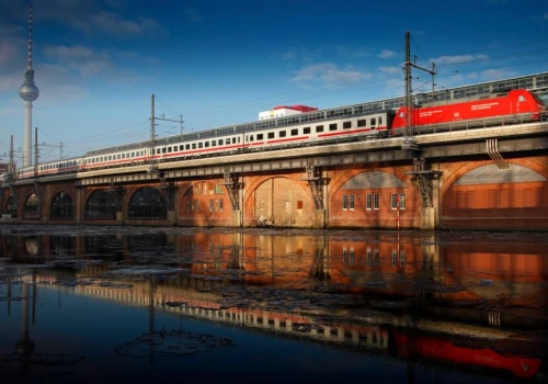 Niemcy wycofali składy wagonowe Intercity 1