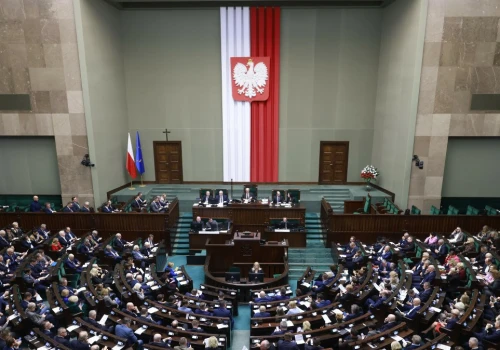 Nowy sondaż poparcia. Tylko 4 partie w Sejmie