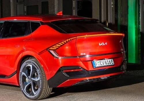 Kia wzywa elektryki do serwisów. Ostrzega przed ryzykiem pożaru