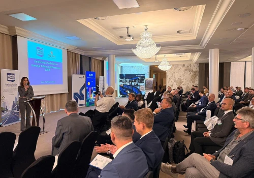 Dziesięć lat elektromobilności, nowe technologie i oczekiwania pasażerów. Konferencja IGKM rozpoczęła branżowe spotkania przed TRANSEXPO 2026