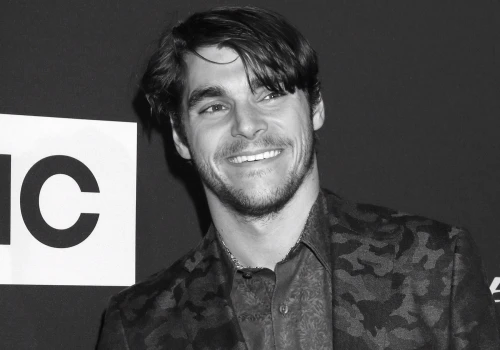 Poznaliśmy przyczynę śmierci RJ Mitte. Aktor Breaking Bad nie wytrzymał