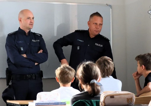Policjanci rozmawiali z uczniami w Tychach o hejcie i przemocy