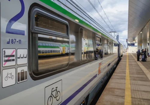 Pociągi co 30 minut i krótszy czas podróży. PKP ujawnia nowości