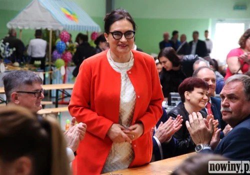 Czy Izabela Kloc nadal jest członkiem PiS? Woś: Podziękowaliśmy pani Kloc